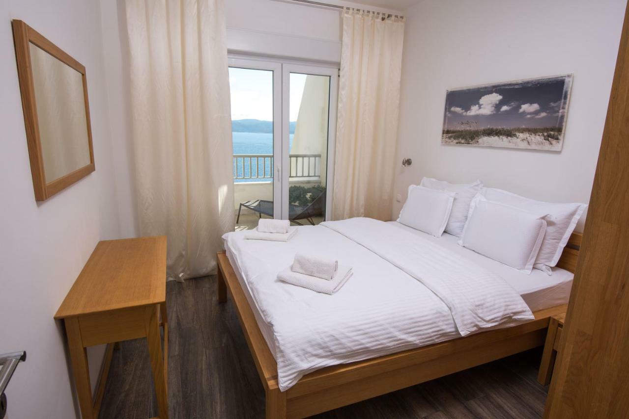 Apartments Vela Sollis Marusici  Kültér fotó